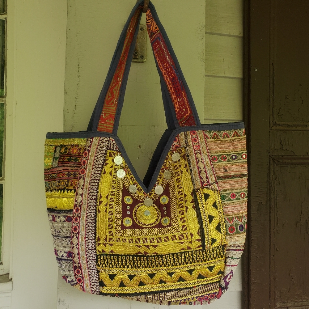 🌈 Artisan Banjara Boho Hippie Embroidered bag Handmade Patchwork Repurposed - Picture 1 of 16